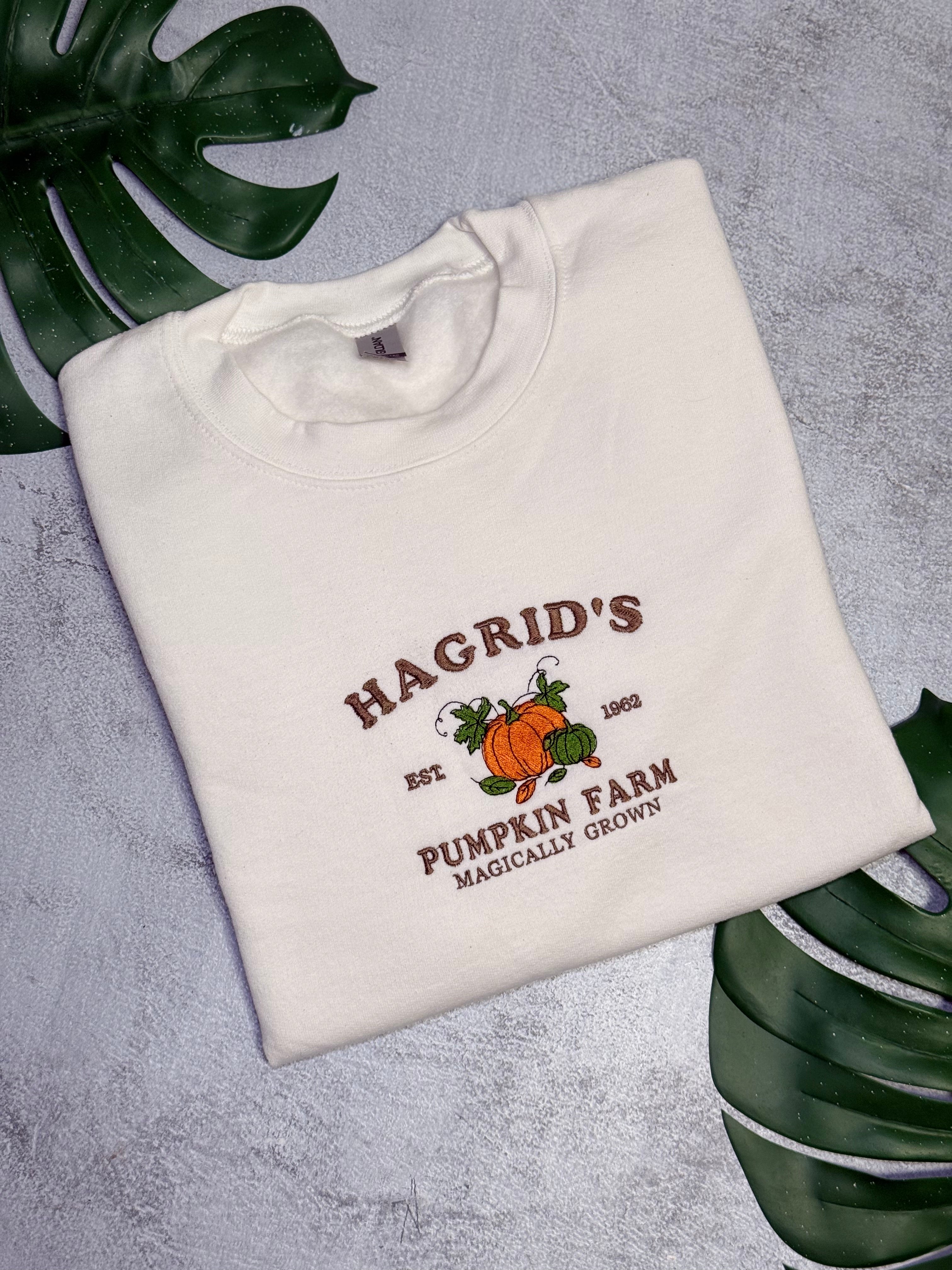 hagrids-pumpkin-farm-crewneck